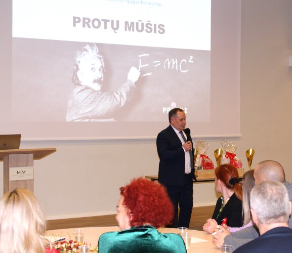 Teismų dienos savaitės renginius pradėjo tarpinstitucinis protų mūšis 